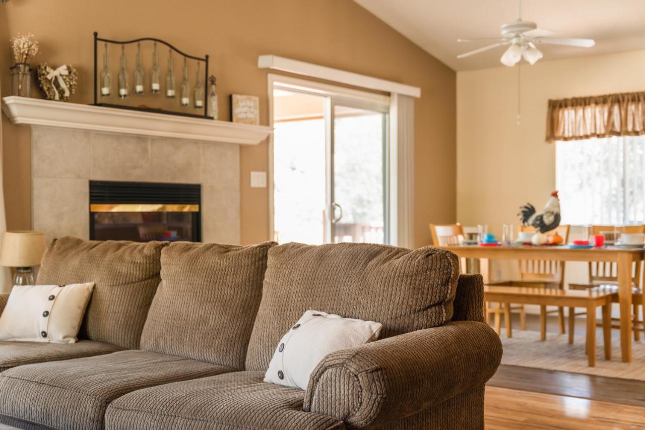 Lazy Squirrel - Cozy Family House With Full Game Room Kernville Exterior photo